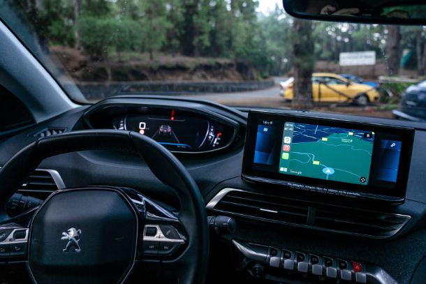 Come installare CarPlay su Peugeot